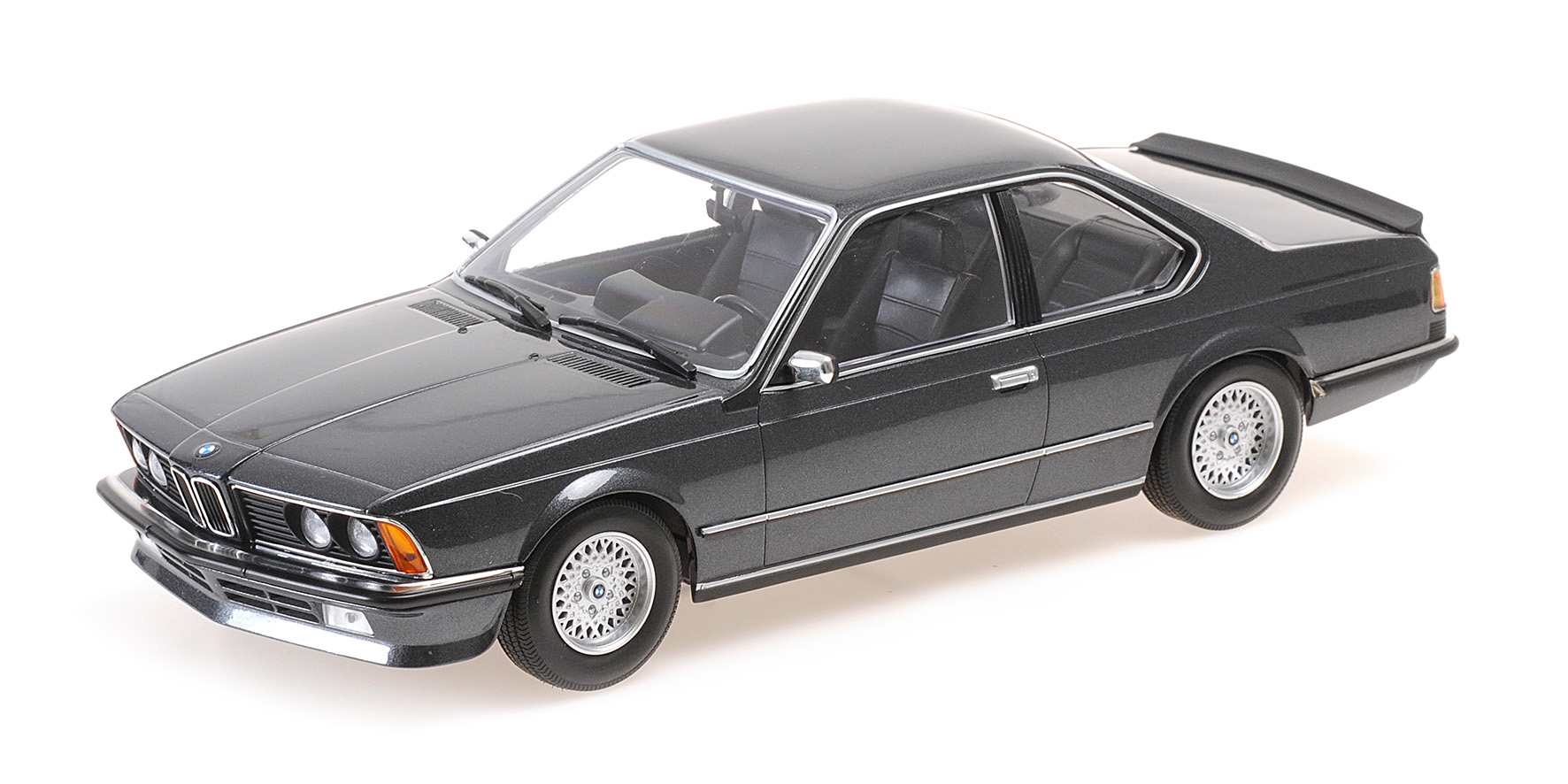 BMW 635 CSI - 1982 - GREY METALLIC