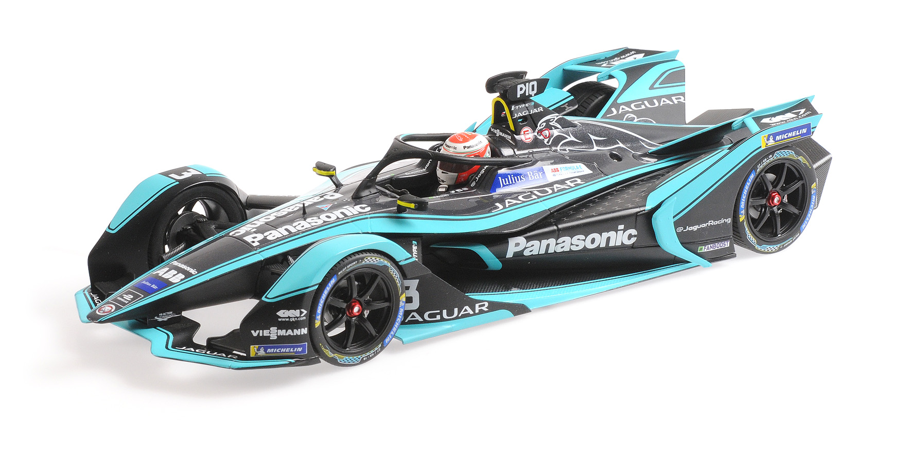 FORMULA E SEASON 5 - PANASONIC JAGUAR RACING - NELSON PIQUET JR.