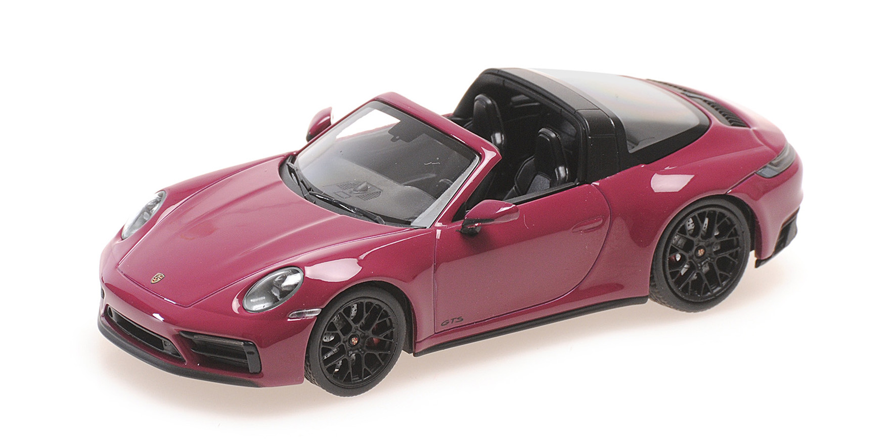 PORSCHE 911 (992) TARGA 4 GTS - 2022 - RUBYSTAR
