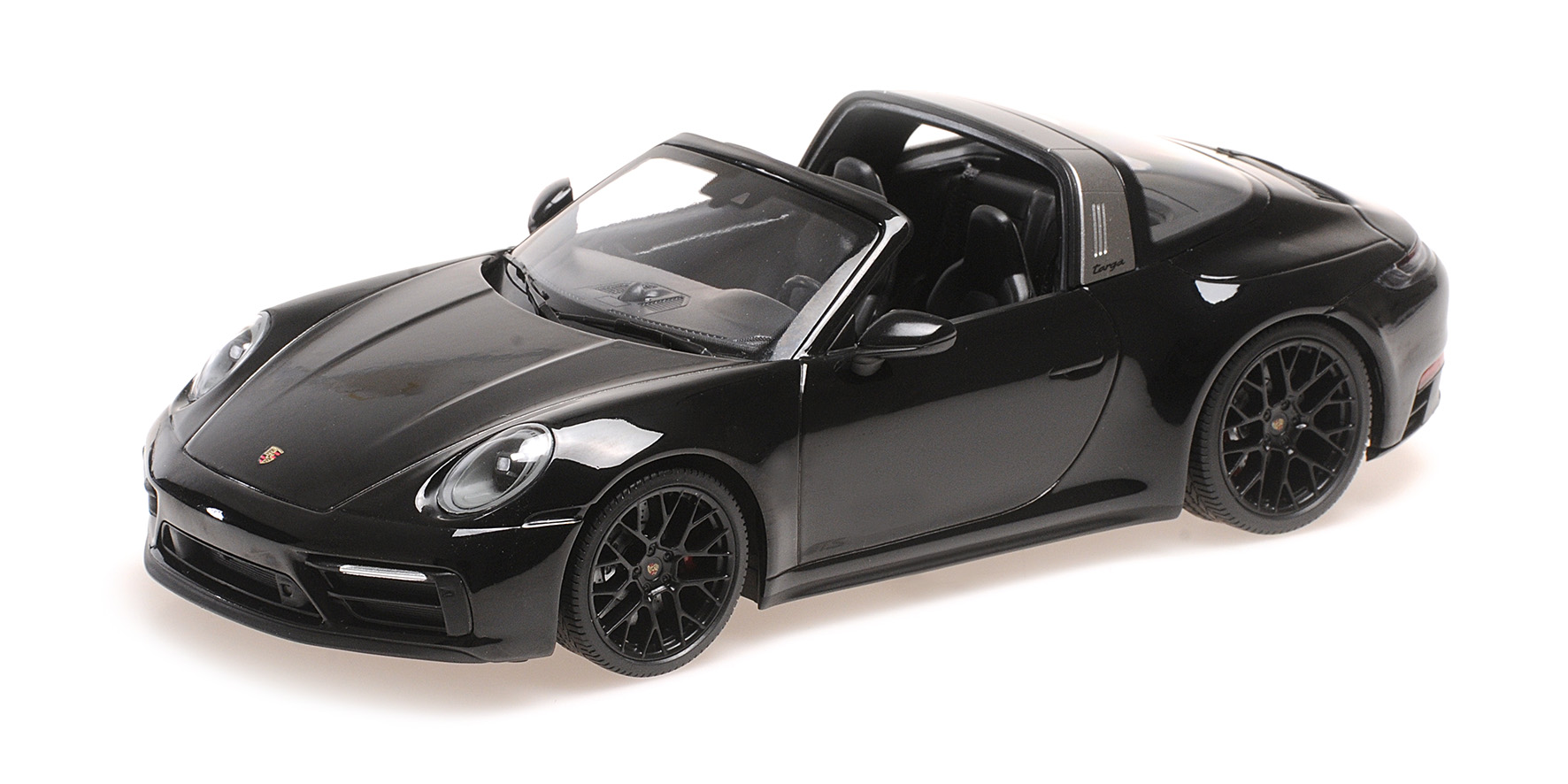 PORSCHE 911 (992)  TARGA 4 GTS - 2021 - BLACK