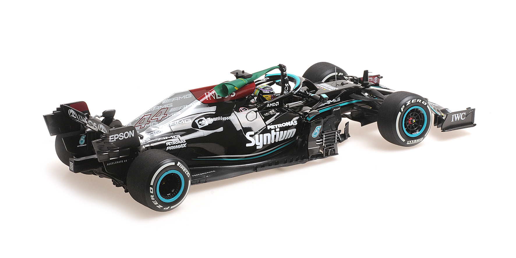 MERCEDES-AMG PETRONAS FORMULA ONE TEAM W12 E PERFORMANCE - HAMILTON - 1ST BRAZILIAN GP 2021 W/FLAG