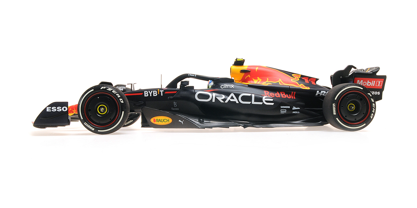 ORACLE RED BULL RACING RB18 - SERGIO PÉREZ - 2ND BELGIAN GP 2022