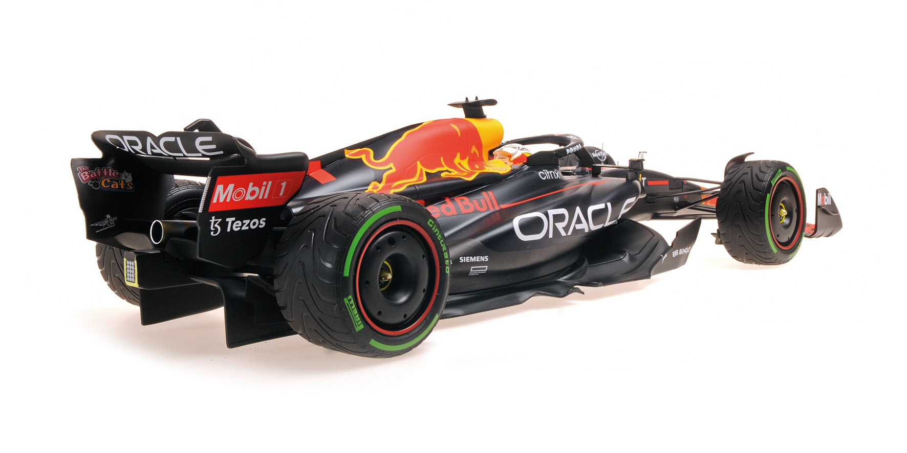 RED BULL RACING HONDA  RB18 - MAX VERSTAPPEN - WINNER JAPAN WC 2022