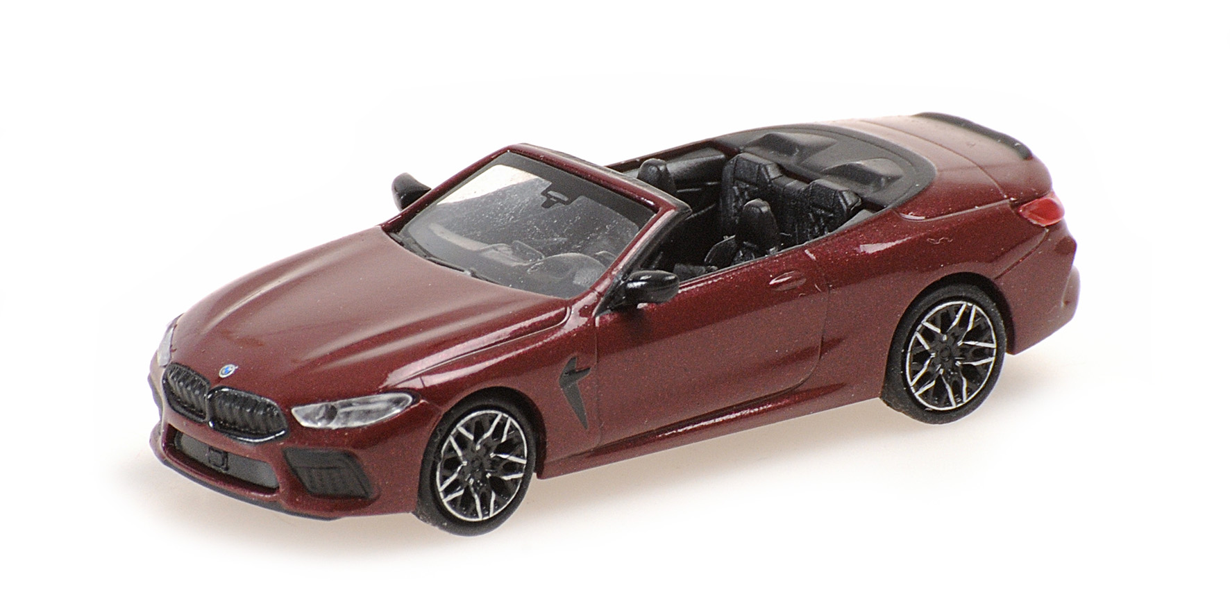 BMW M8 CABRIOLET - 2019 - RED METALLIC
