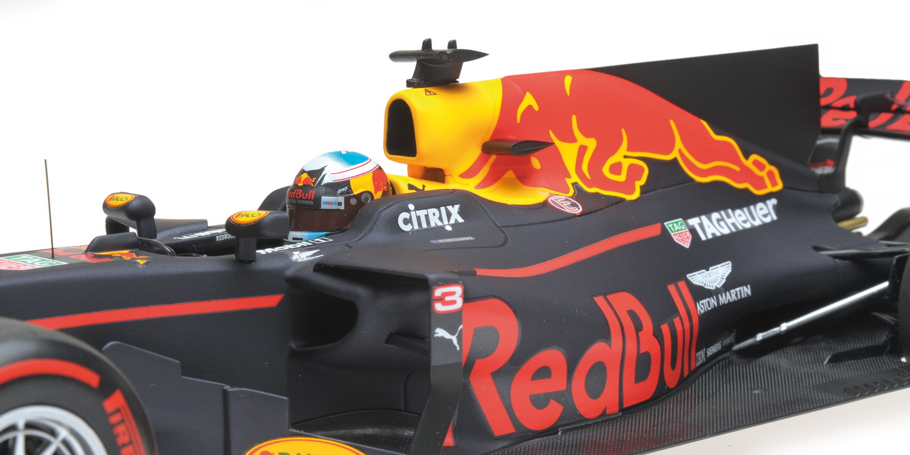 RED BULL RACING TAG-HEUER RB13 - DANIEL RICCIARDO - AUSTRALIAN GP 2017