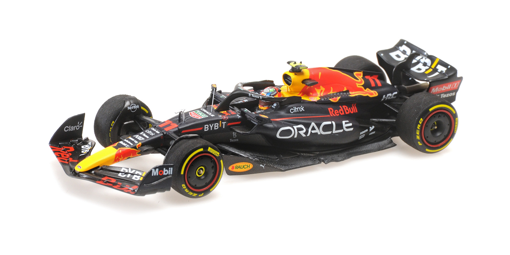 ORACLE RED BULL RACING RB18 - SERGIO PÉREZ - WINNER SINGAPORE GP 2022
