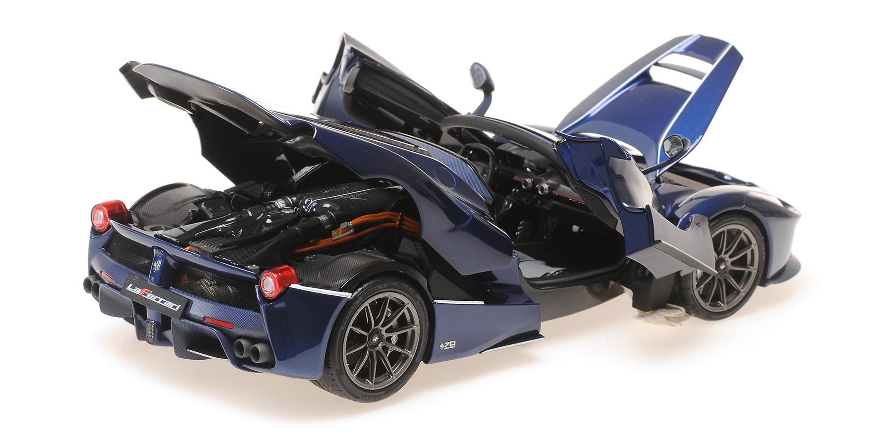 FERRARI LAFERRARI APERTA - BLUE TOUR DE FRANCE