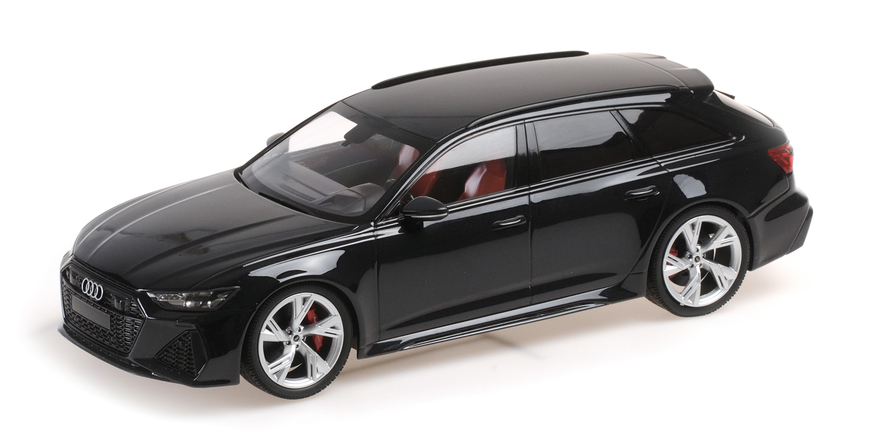 AUDI RS 6 AVANT - 2019 - BLACK METALLIC