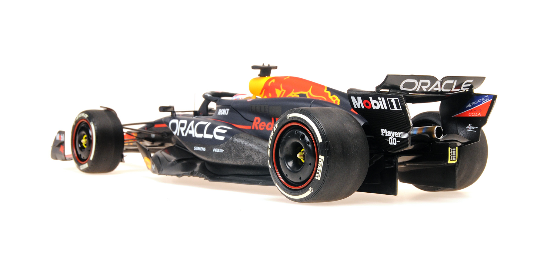 ORACLE RED BULL RACING RB20 - MAX VERSTAPPEN - WINNER BAHRAIN GP 2024