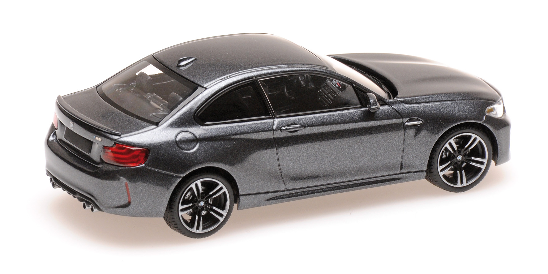 BMW M2 - 2016 - GREY METALLIC