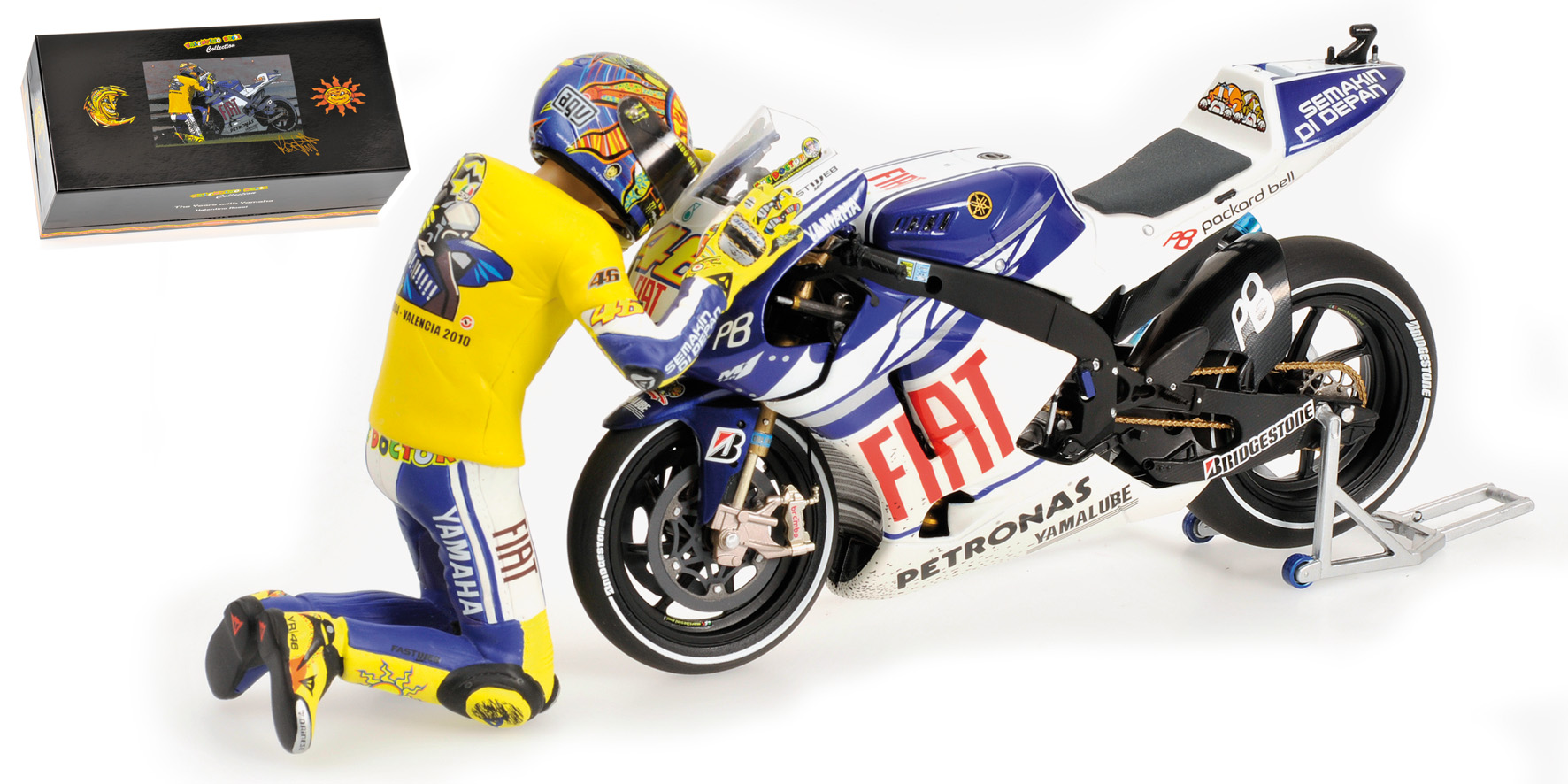 YAMAHA YZR-M1 - VALENTINO ROSSI - MOTO GP 2010 VALENCIA - WITH FIGURINE (GIFTBOX)