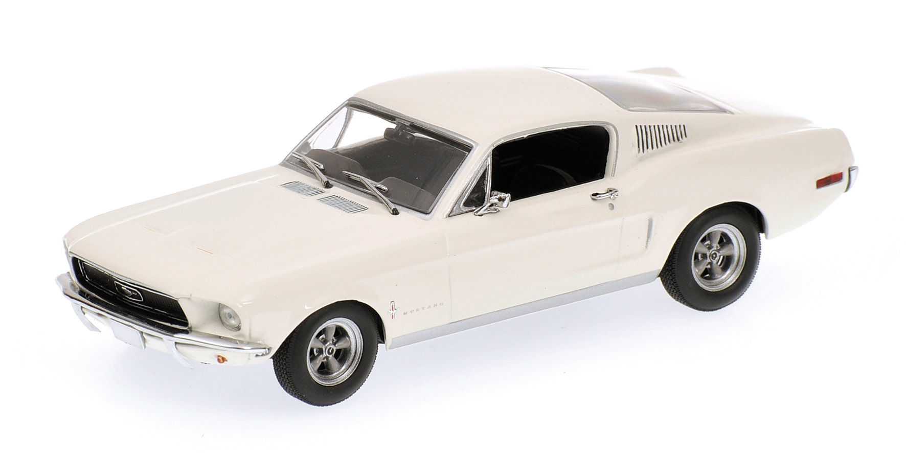 FORD MUSTANG FASTBACK - 1968 - WHITE