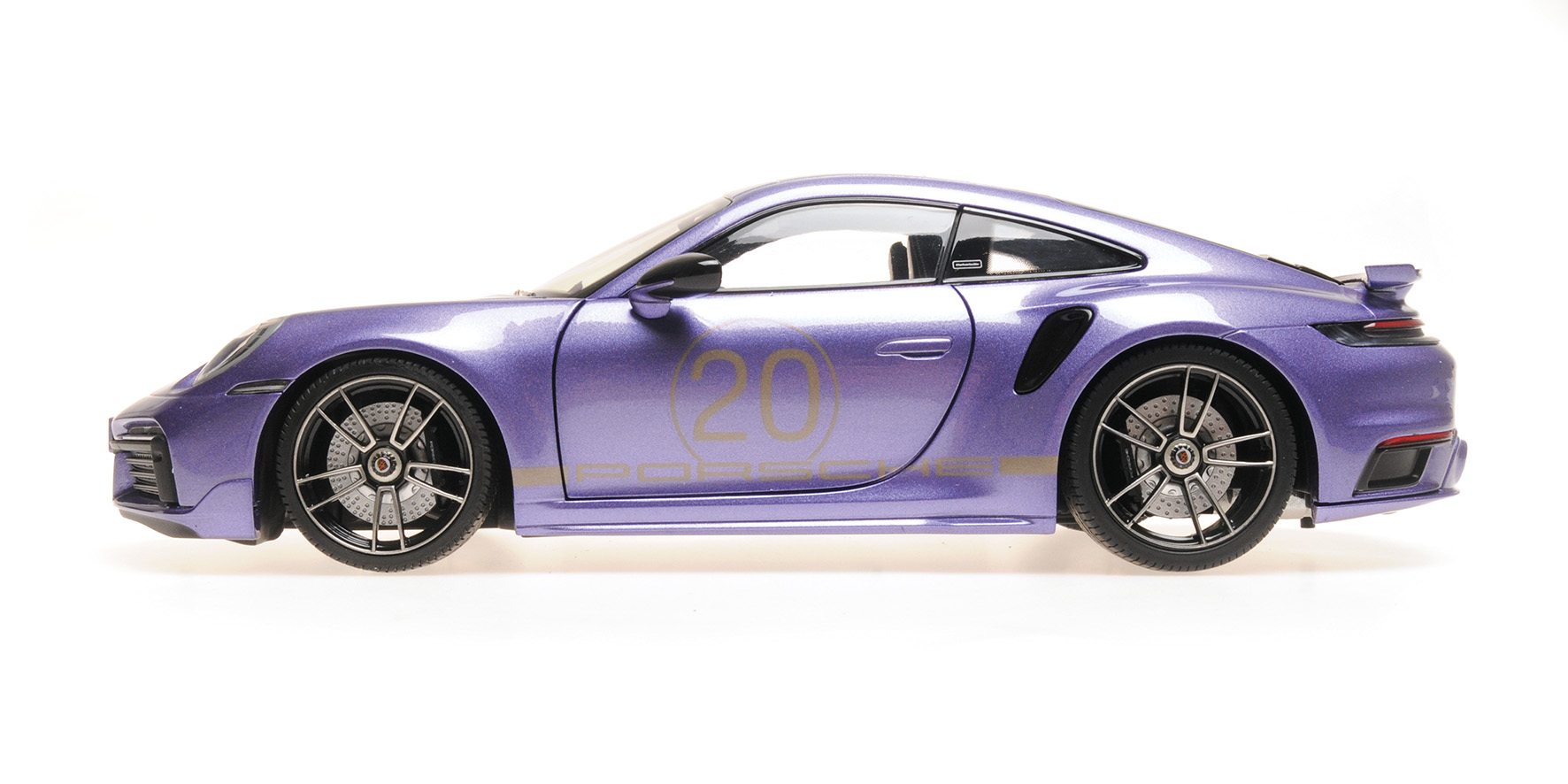 PORSCHE 911 (992) TURBO S COUPE SPORT DESIGN - 2021 - VIOLA