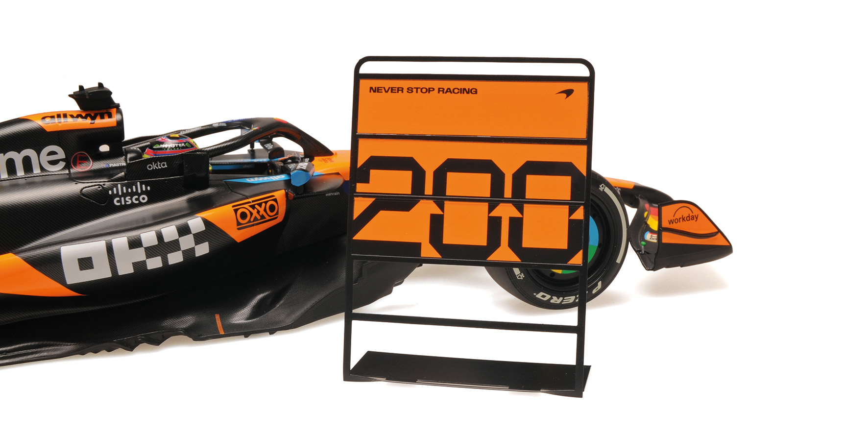 MCLAREN FORMULA 1 TEAM MCL39 - OSCAR PIASTRI - HUNGARIAN GP 2025