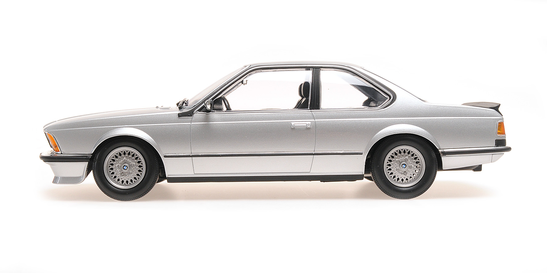 BMW 635 CSI - 1982 - SILVER
