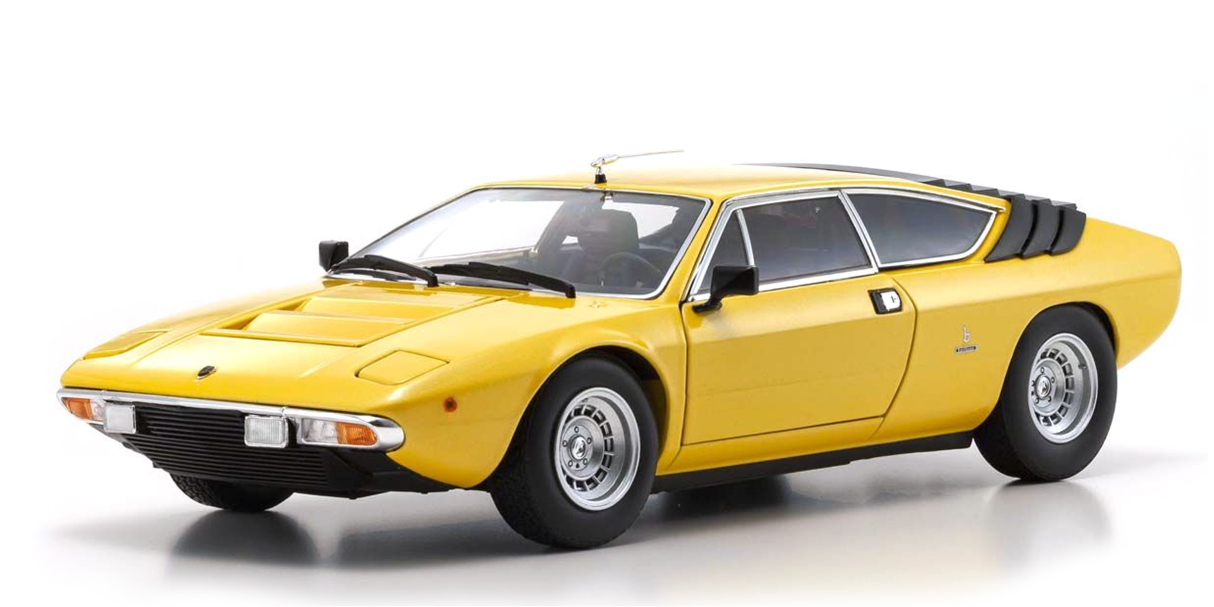LAMBORGHINI URRACO - YELLOW PEARL (08446GY)
