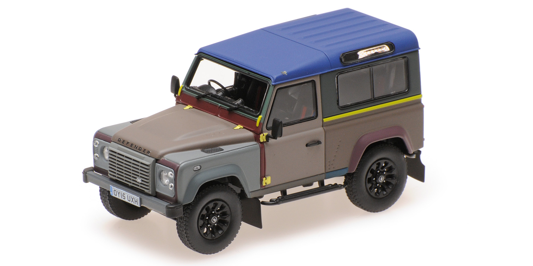 LAND ROVER DEFENDER 90 - 'PAUL SMITH EDITION 2015'