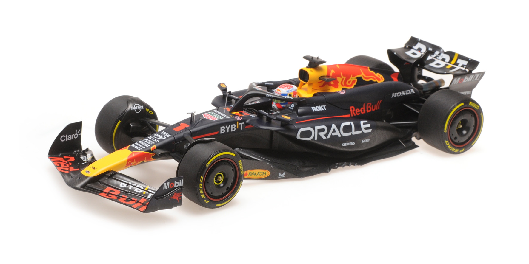 ORACLE RED BULL RACING RB20 - MAX VERSTAPPEN - WINNER JAPAN 2024
