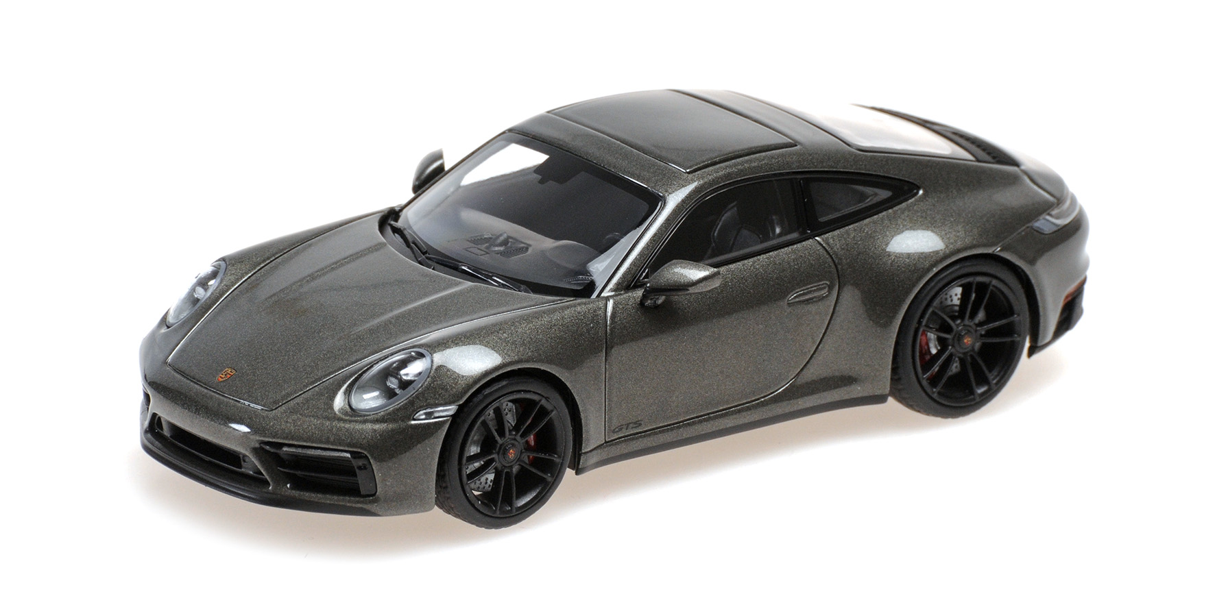 PORSCHE 911 (992) CARRERA 4 GTS - 2019 - GREEN METALLIC