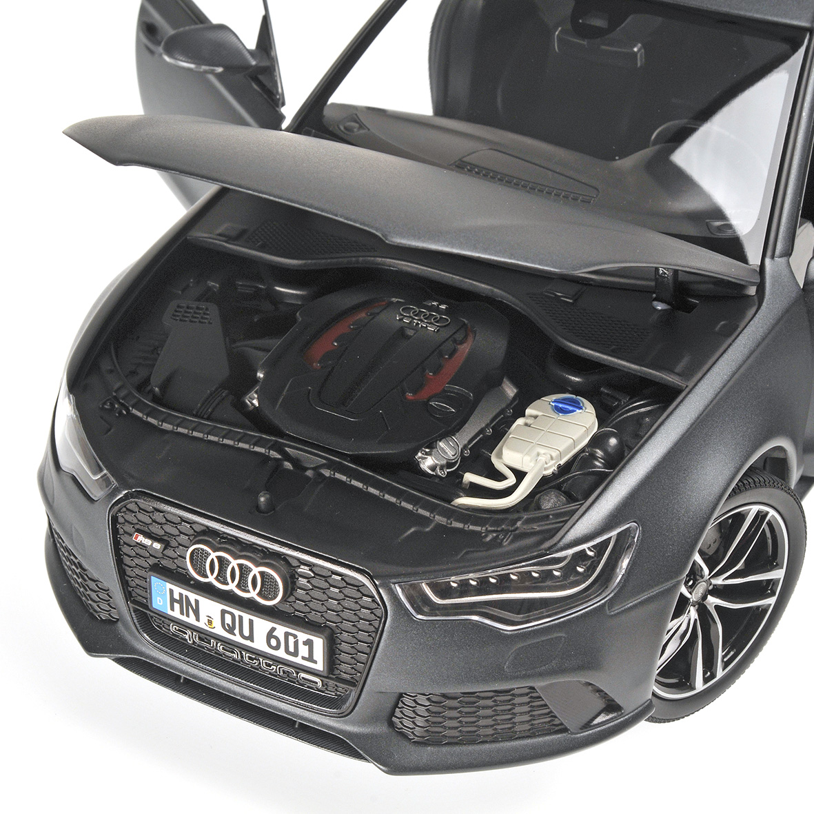 AUDI RS6 AVANT - 2013 - MATT GREY