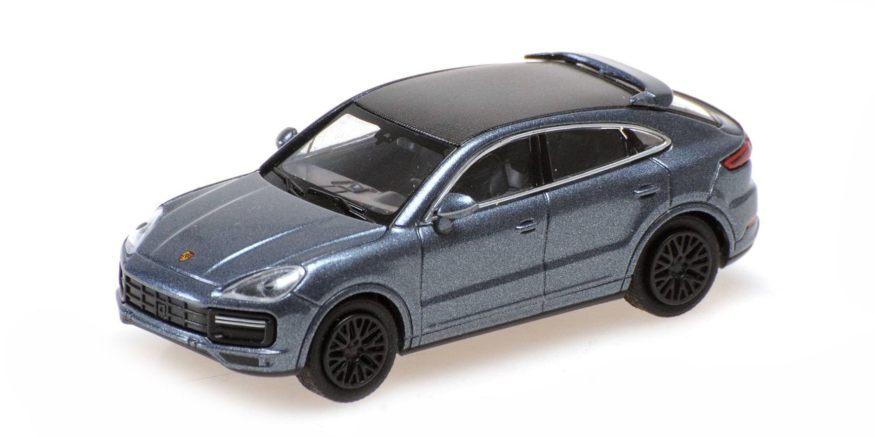 PORSCHE CAYENNE TURBO COUPE - 2019 - BLUE METALLIC