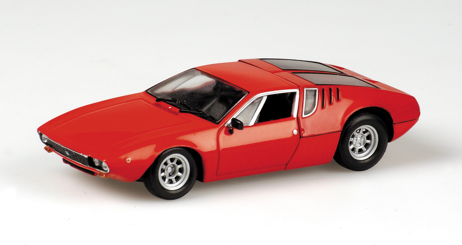 DE TOMASO MANGUSTA - 1969 - RED