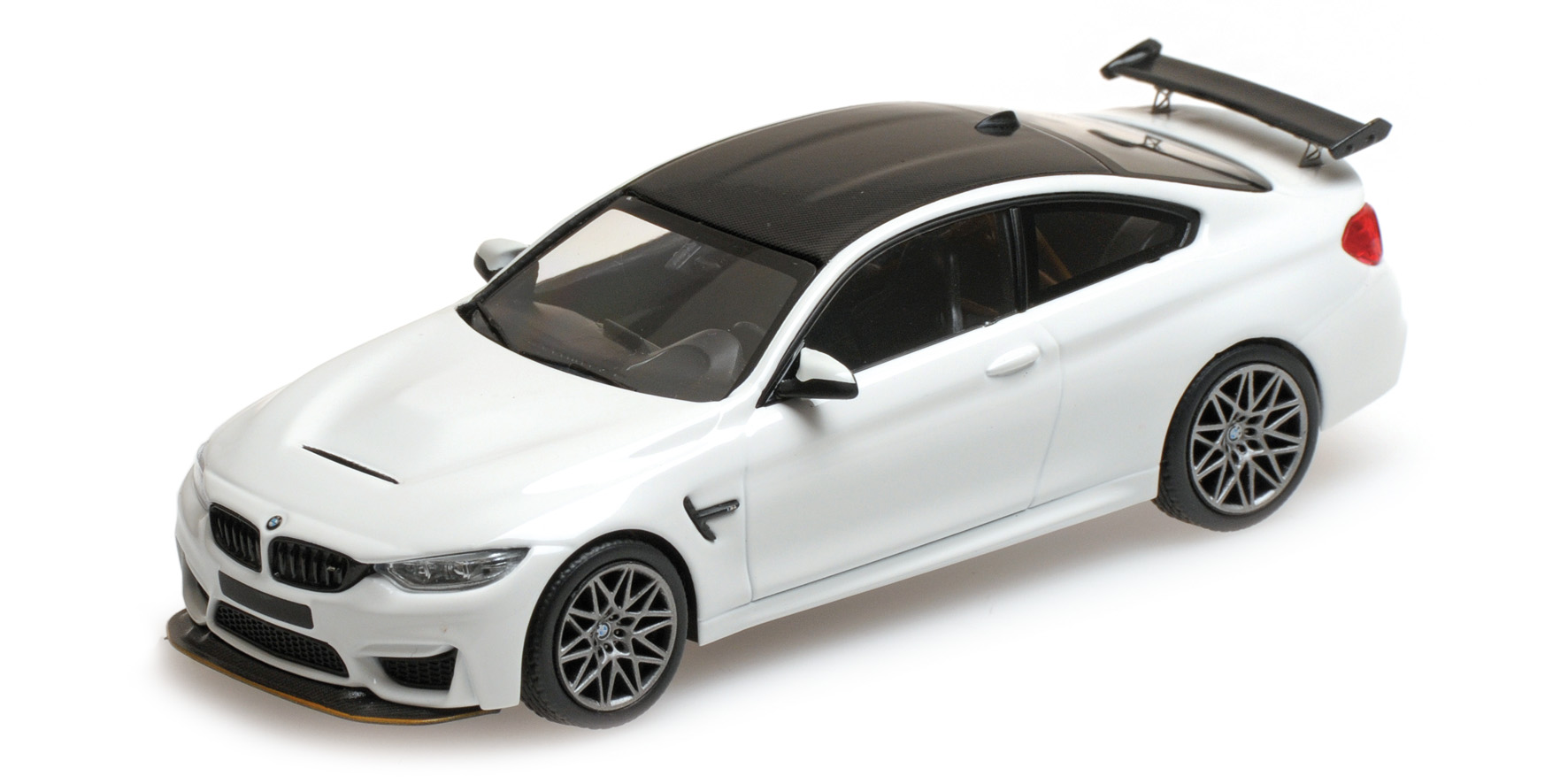 BMW M4 GTS - 2016 - WHITE W/ GREY WHEELS