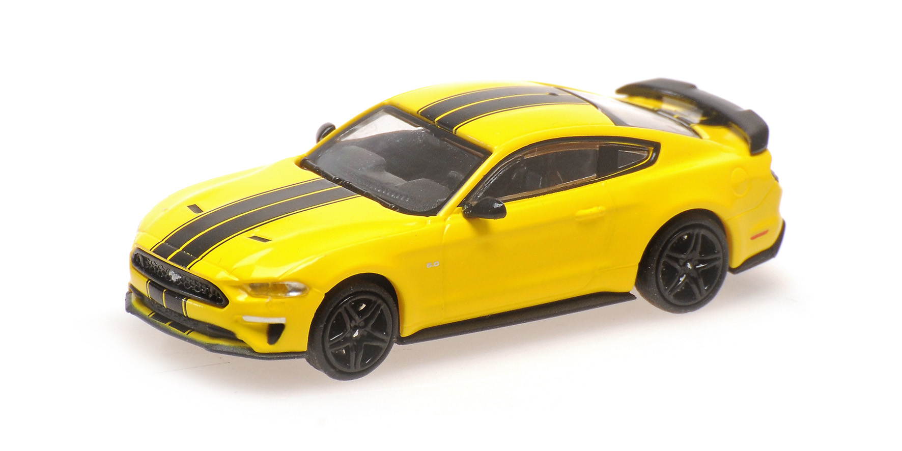 FORD MUSTANG - 2018 - YELLOW WITH BLACK STRIPES