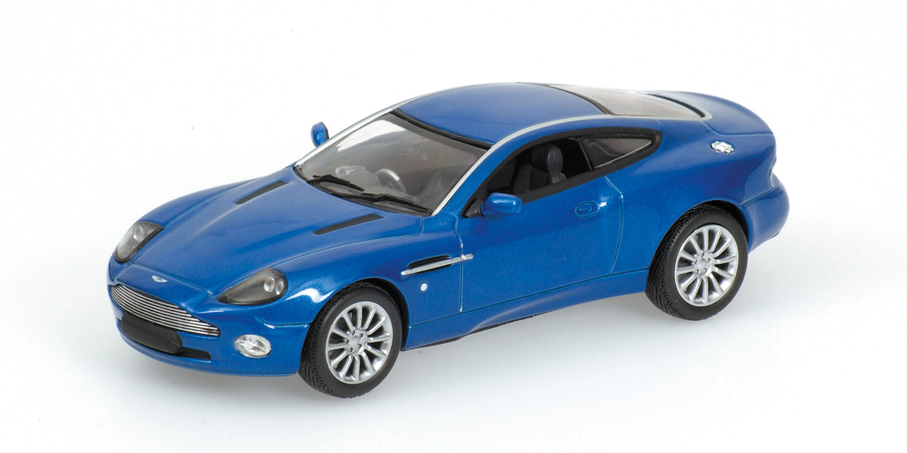 ASTON MARTIN VANQUISH - 2002 - BLUE METALLIC