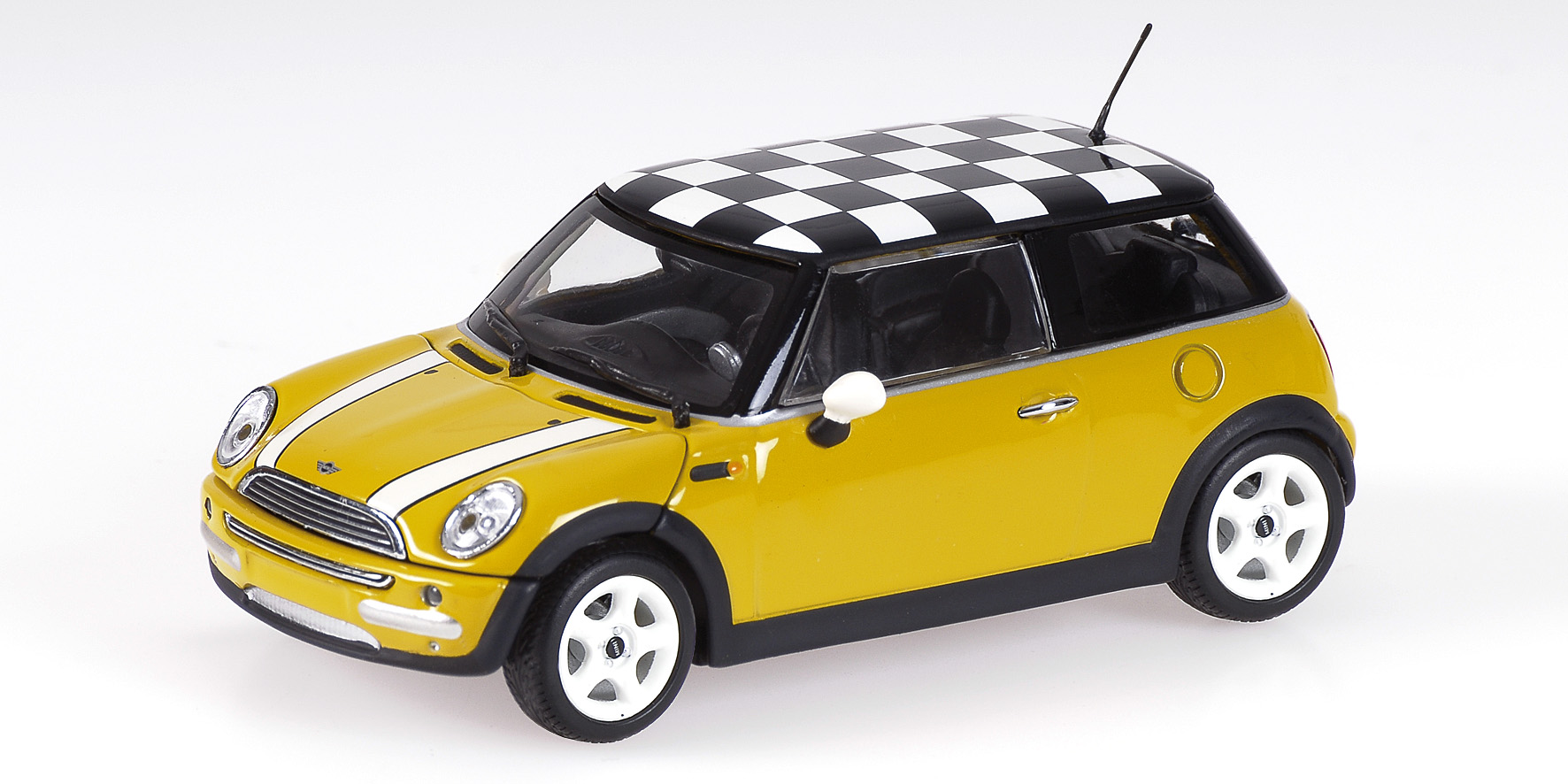 MINI ONE - 2001 - YELLOW