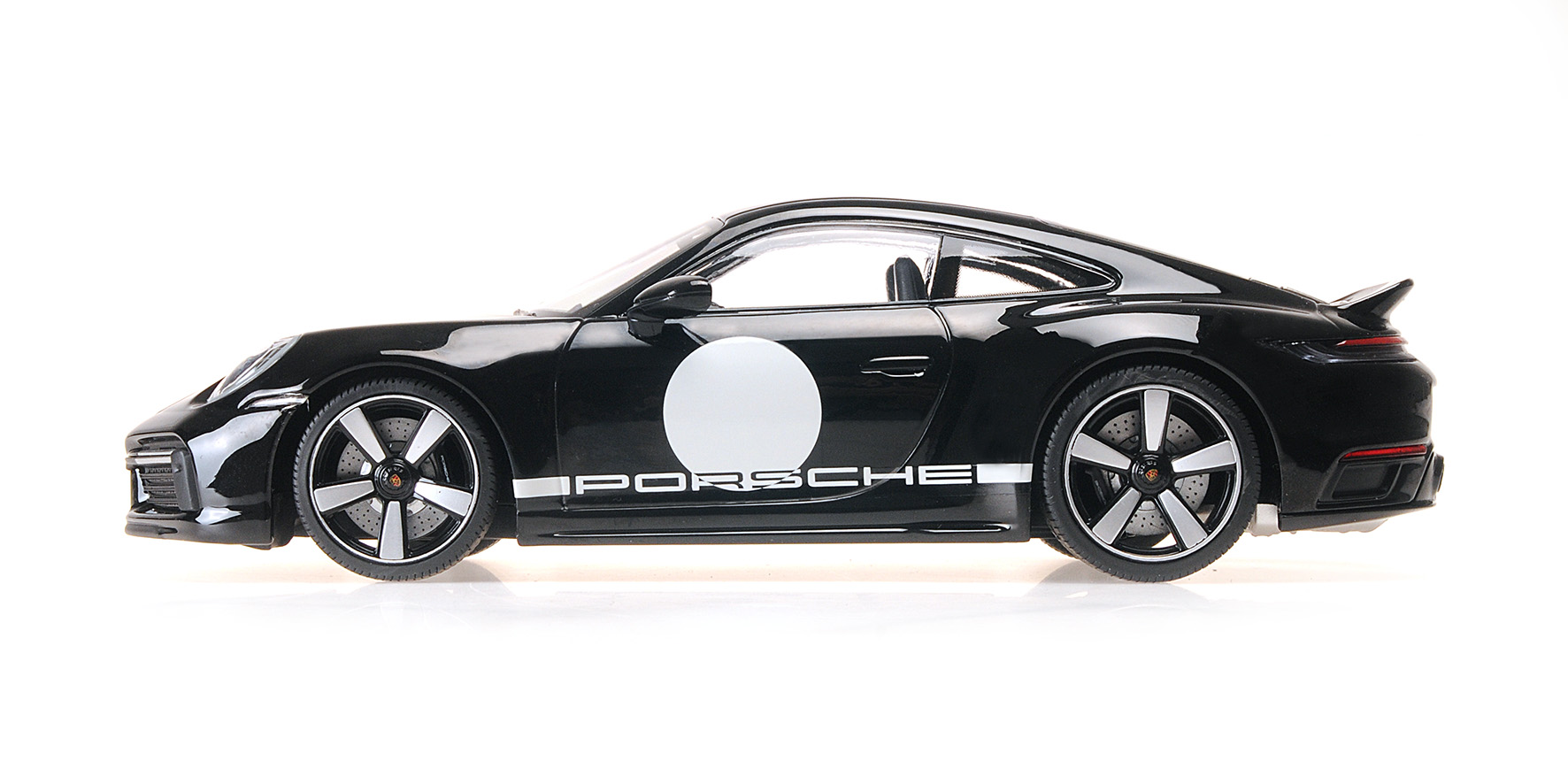 PORSCHE 911 (992) SPORT CLASSIC - 2022 - BLACK W/STRIPE