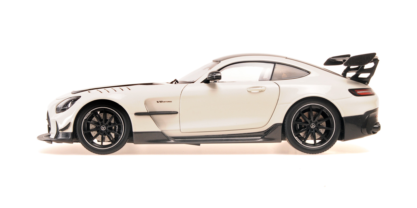 MERCEDES-AMG GT BLACK SERIES - 2021 - WHITE METALLIC