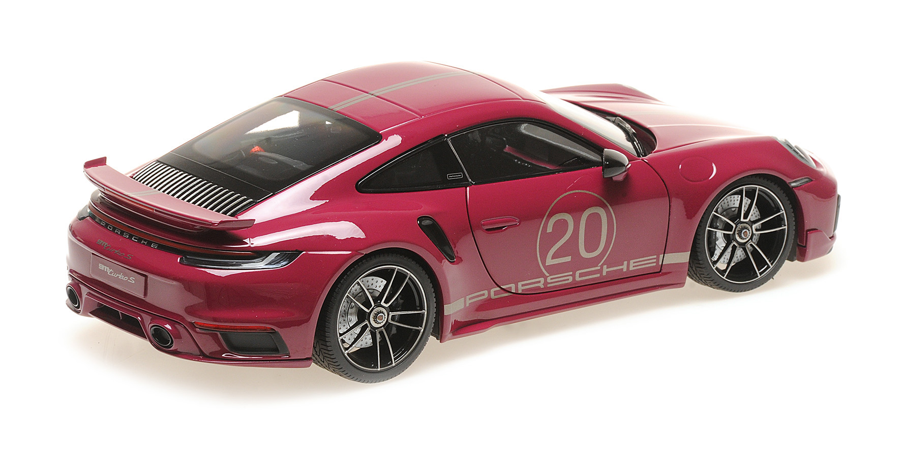 PORSCHE 911 (992) TURBO S COUPE SPORT DESIGN - 2021 - RED