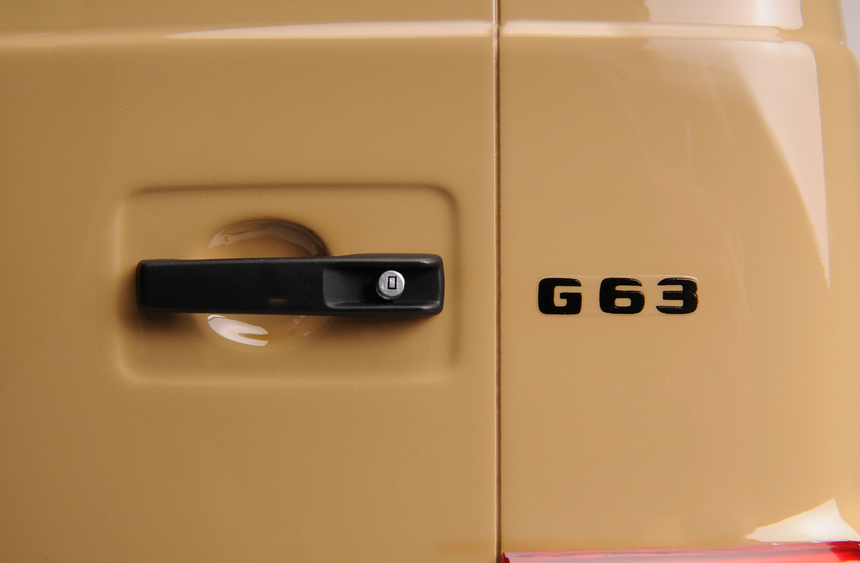 MERCEDES-AMG G63 - 2018 - WÜSTENSAND