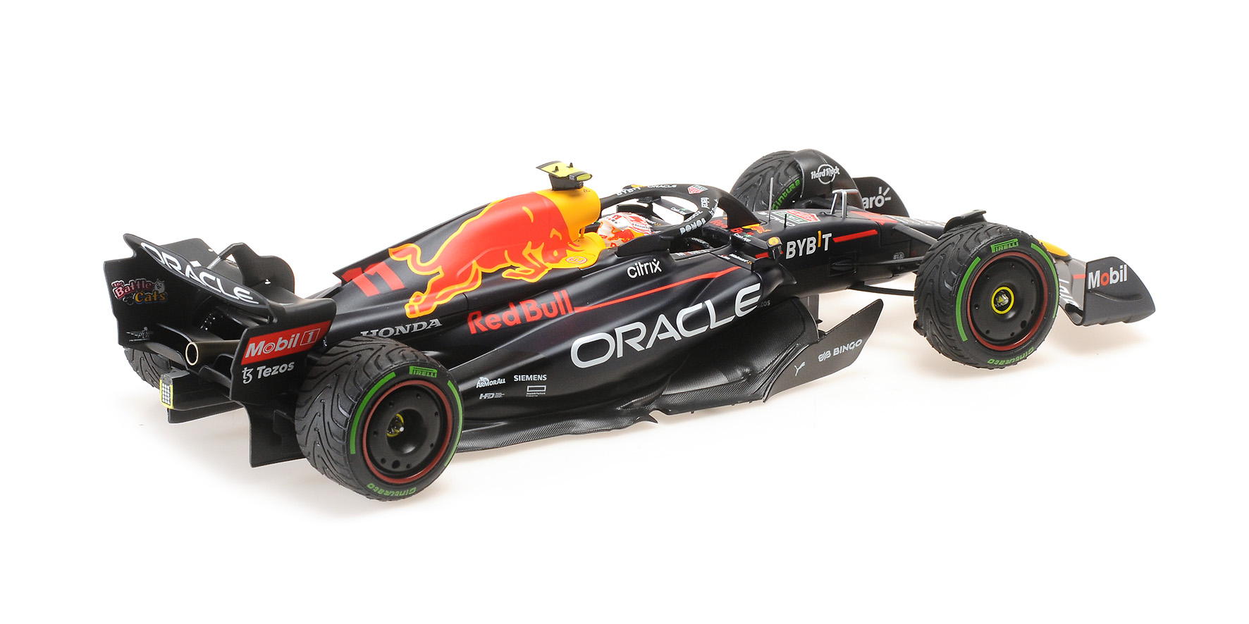 ORACLE RED BULL RACING RB18 - SERGIO PÉREZ - 2ND JAPANESE GP 2022