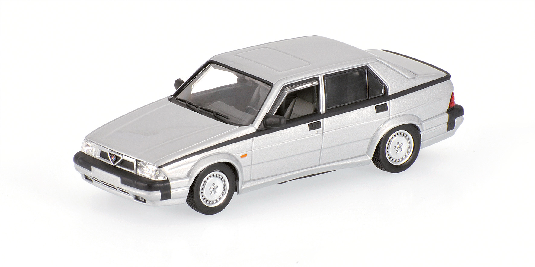 ALFA ROMEO 75 V6 3.0 - 1987 - SILVER (ARGENTO)