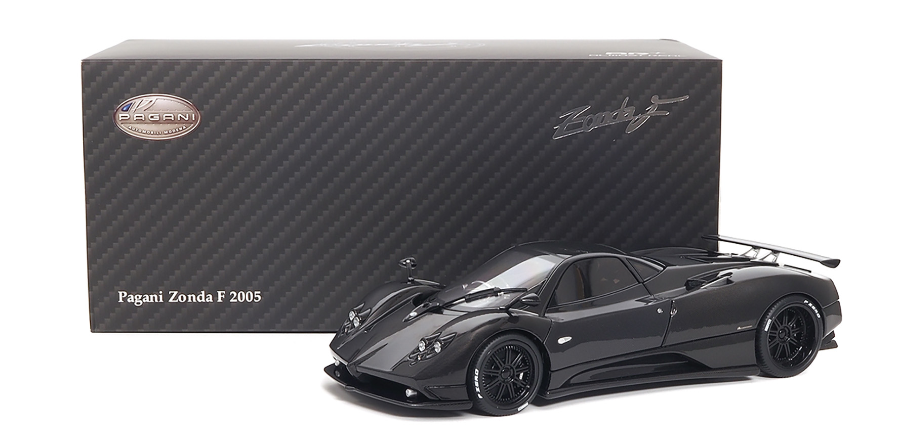PAGANI ZONDA F - 2015 - GLOSS CARBON BLACK - (850402001)