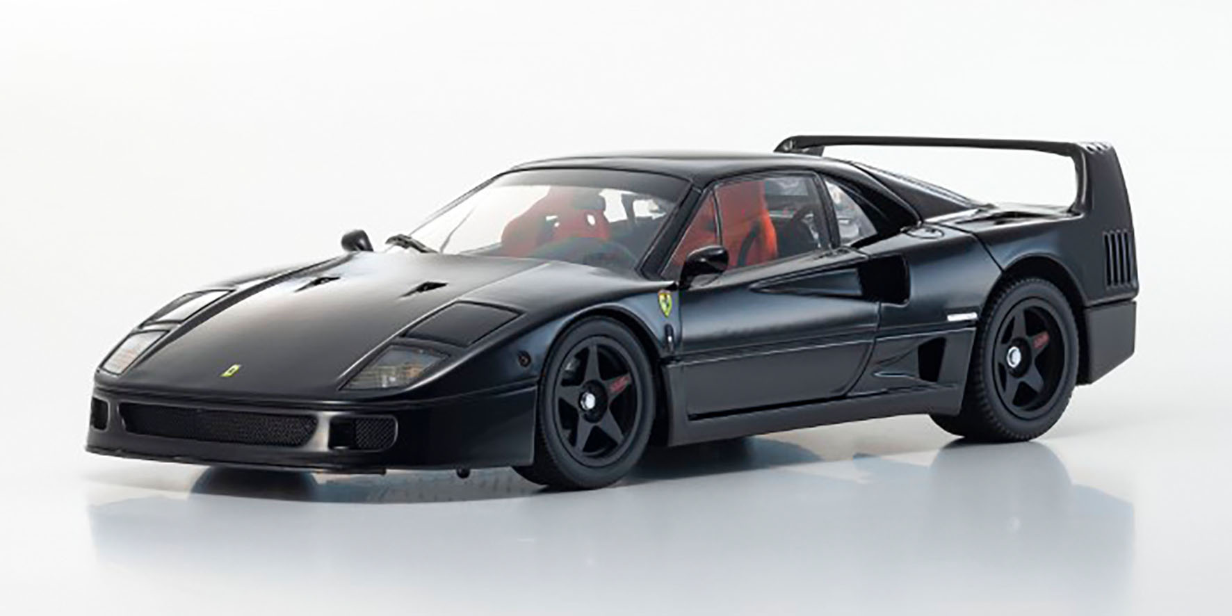 FERRARI F40 - BLACK (08416BK)