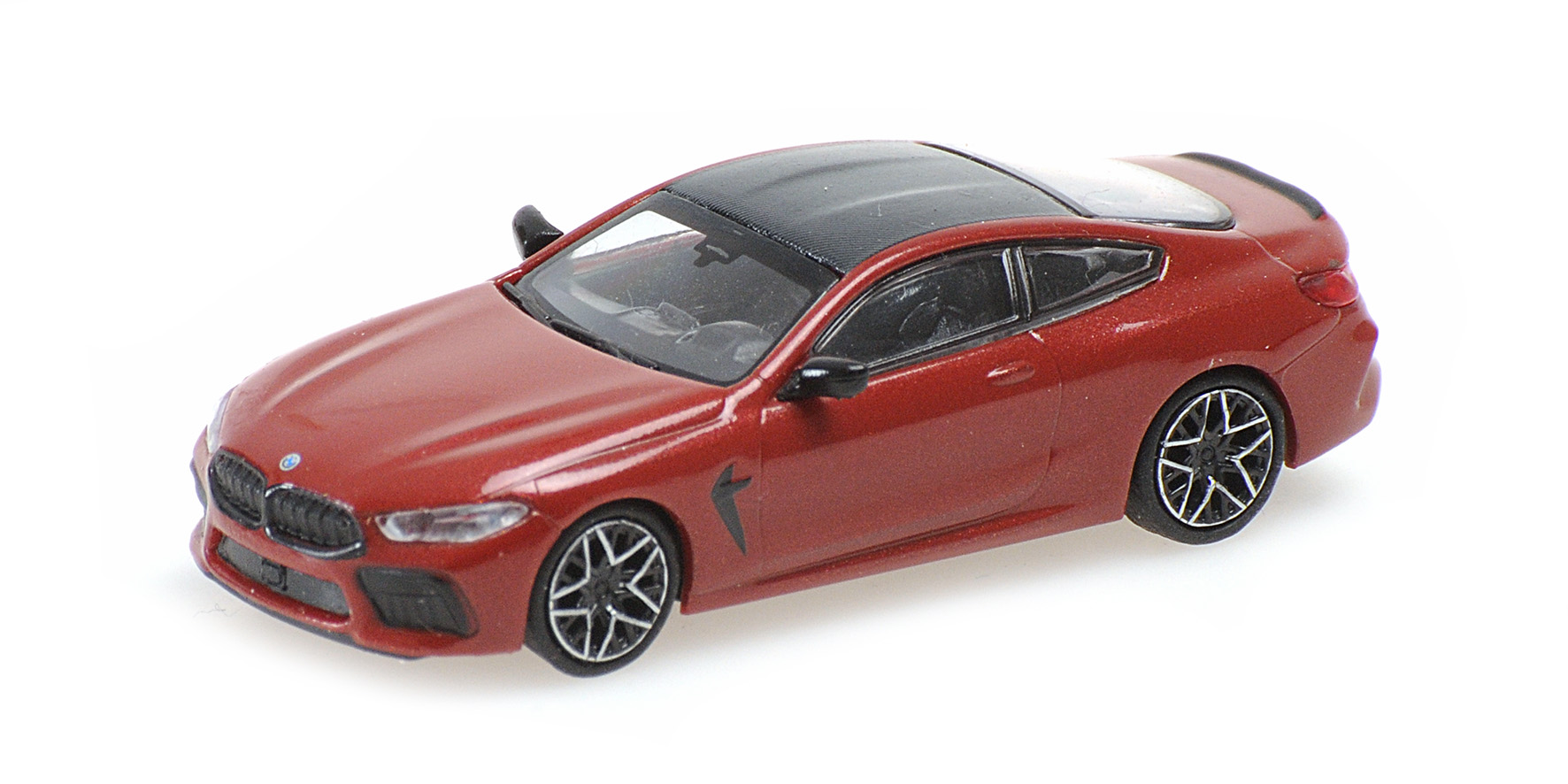 BMW M8 COUPE - 2019 - RED METALLIC