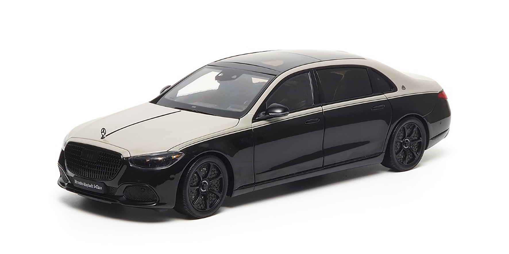 MERCEDES-MAYBACH-S-CLASS 2023 - MOJAVE SILVER/ONYX BLACK