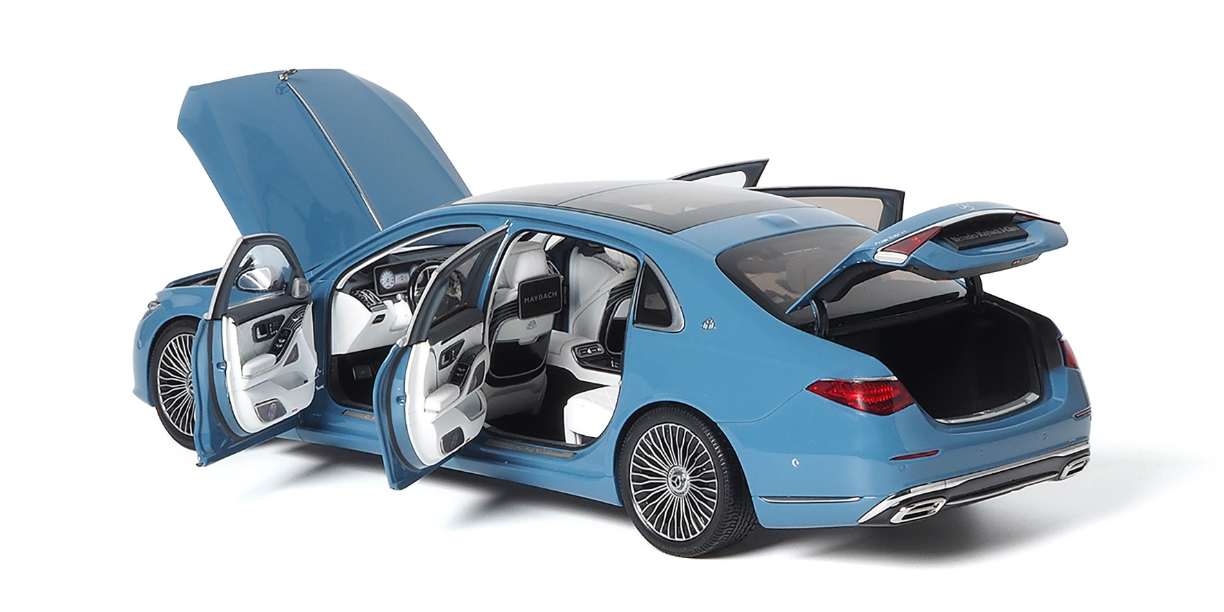 MERCEDES-MAYBACH-S-CLASS 2021 - VINTAGE BLUE