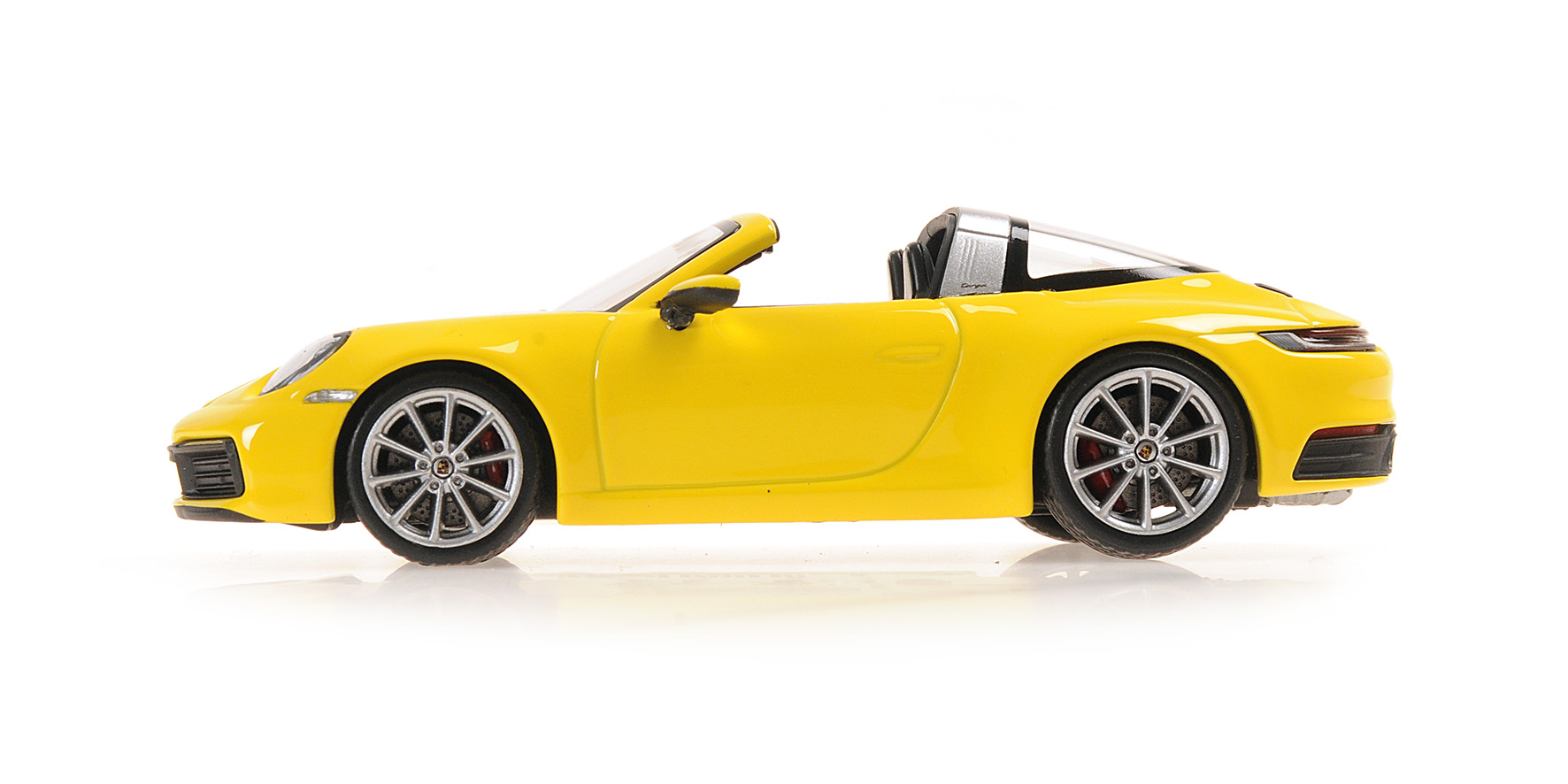 PORSCHE 911 (992) TARGA - 2020 - YELLOW