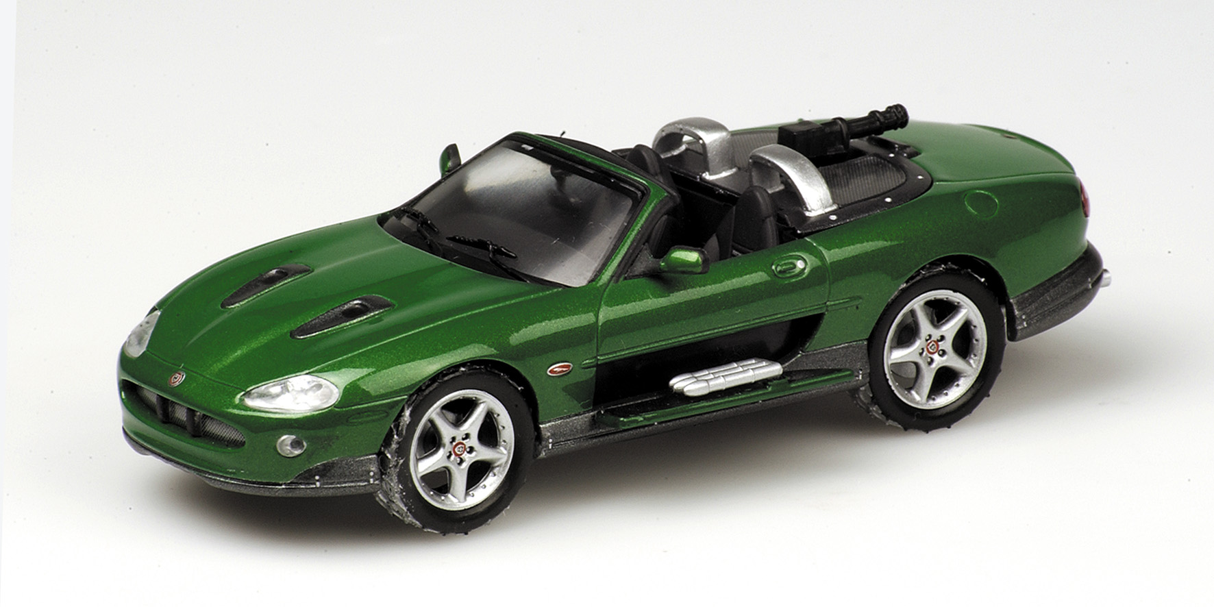 JAGUAR XKR ZAO - JAMES BOND - 2002 - 'DIE ANOTHER DAY'