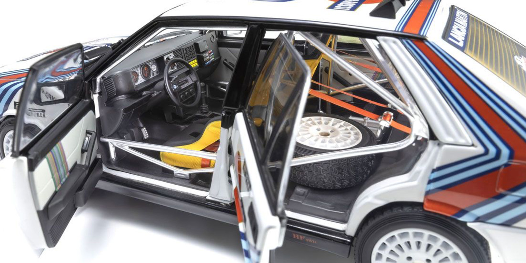 LANCIA DELTA HF 4WD - MARTINI & ROSSI - #3 - OLYMPUS RALLY 1987 (08960E)