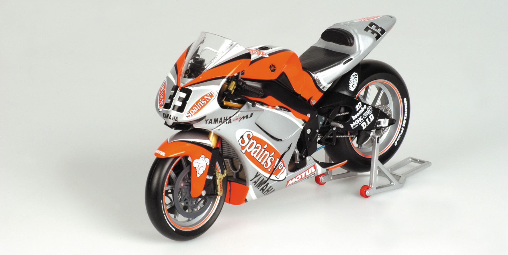 YAMAHA YZR-M1 - MARCO MELANDRI - TEAM FORTUNA YAMAHA - MOTOGP 2003