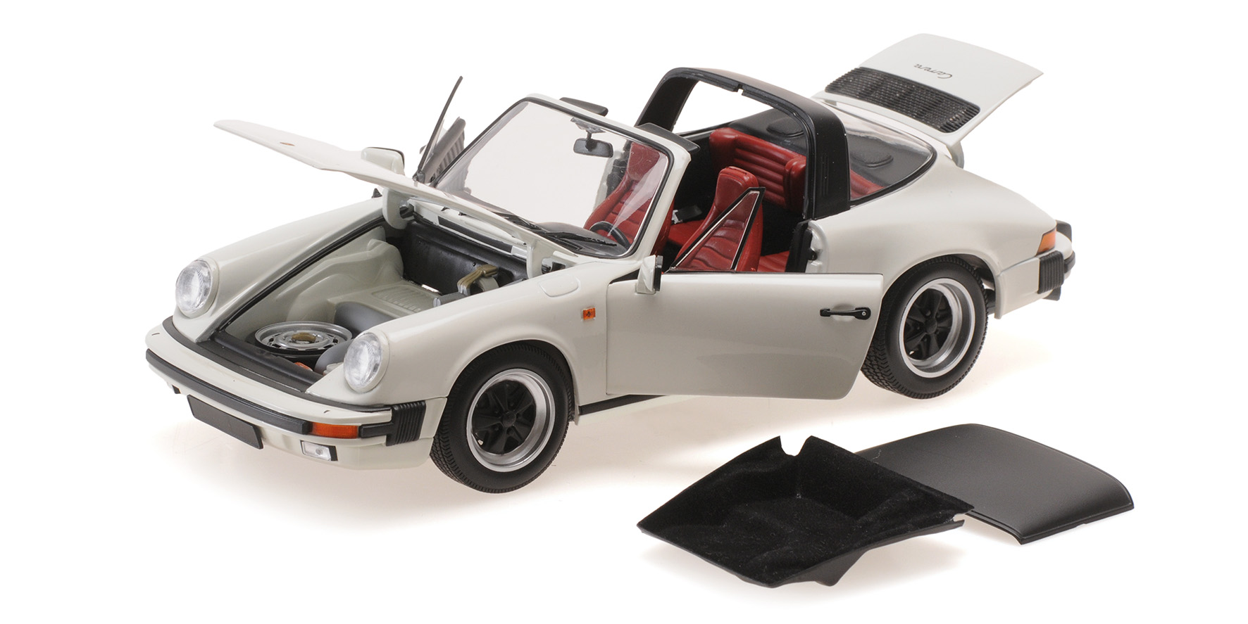 PORSCHE 911 CARRERA 3.2 TARGA - 1983 - WHITE