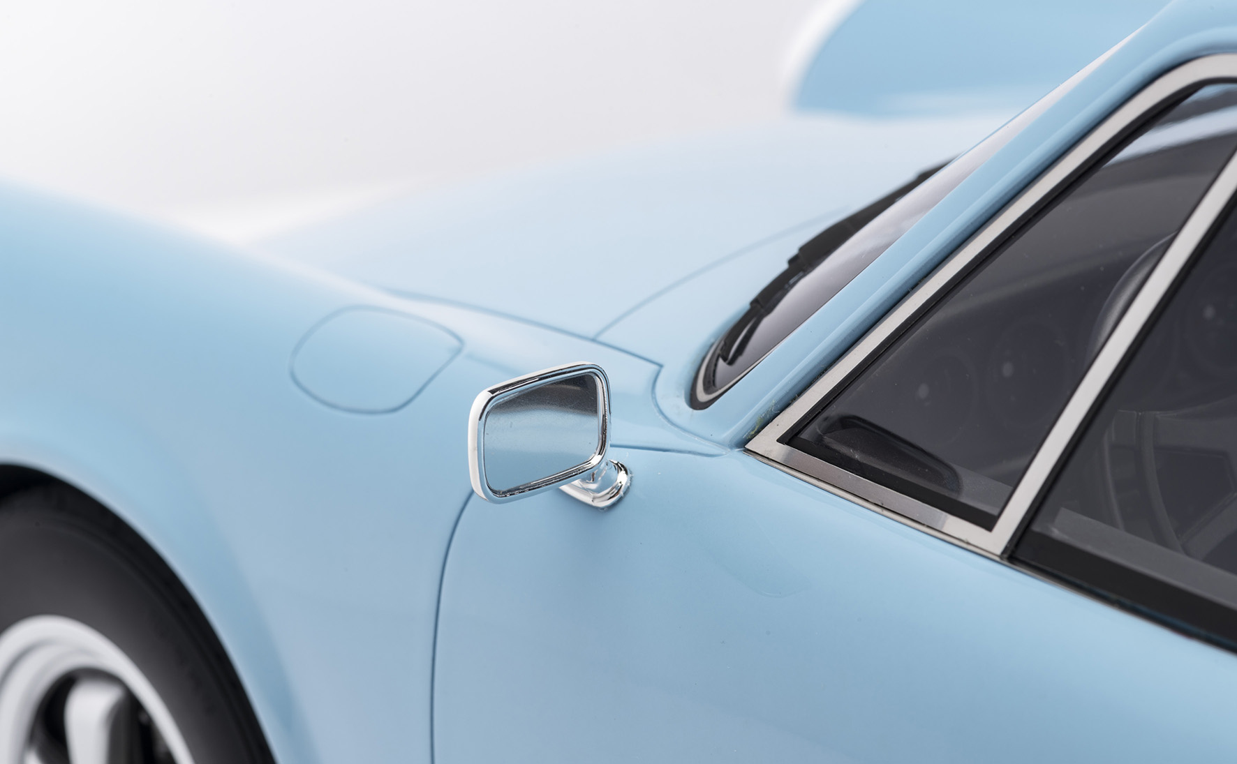 PORSCHE 911 CARRERA RS 2.7 TOURING - 1972 - GULFBLAU