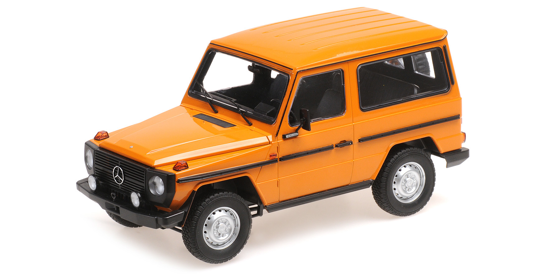 MERCEDES-BENZ G-MODEL SHORT (W460) - 1980 - ORANGE