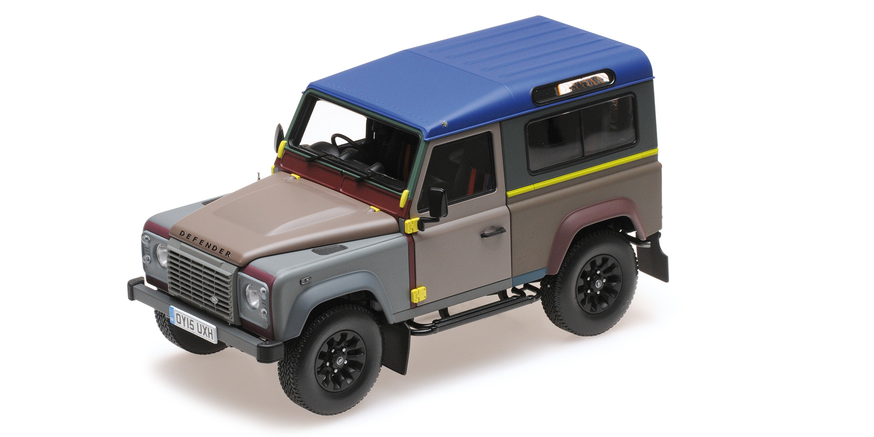 LAND ROVER DEFENDER 90 - 'PAUL SMITH EDITION 2015'