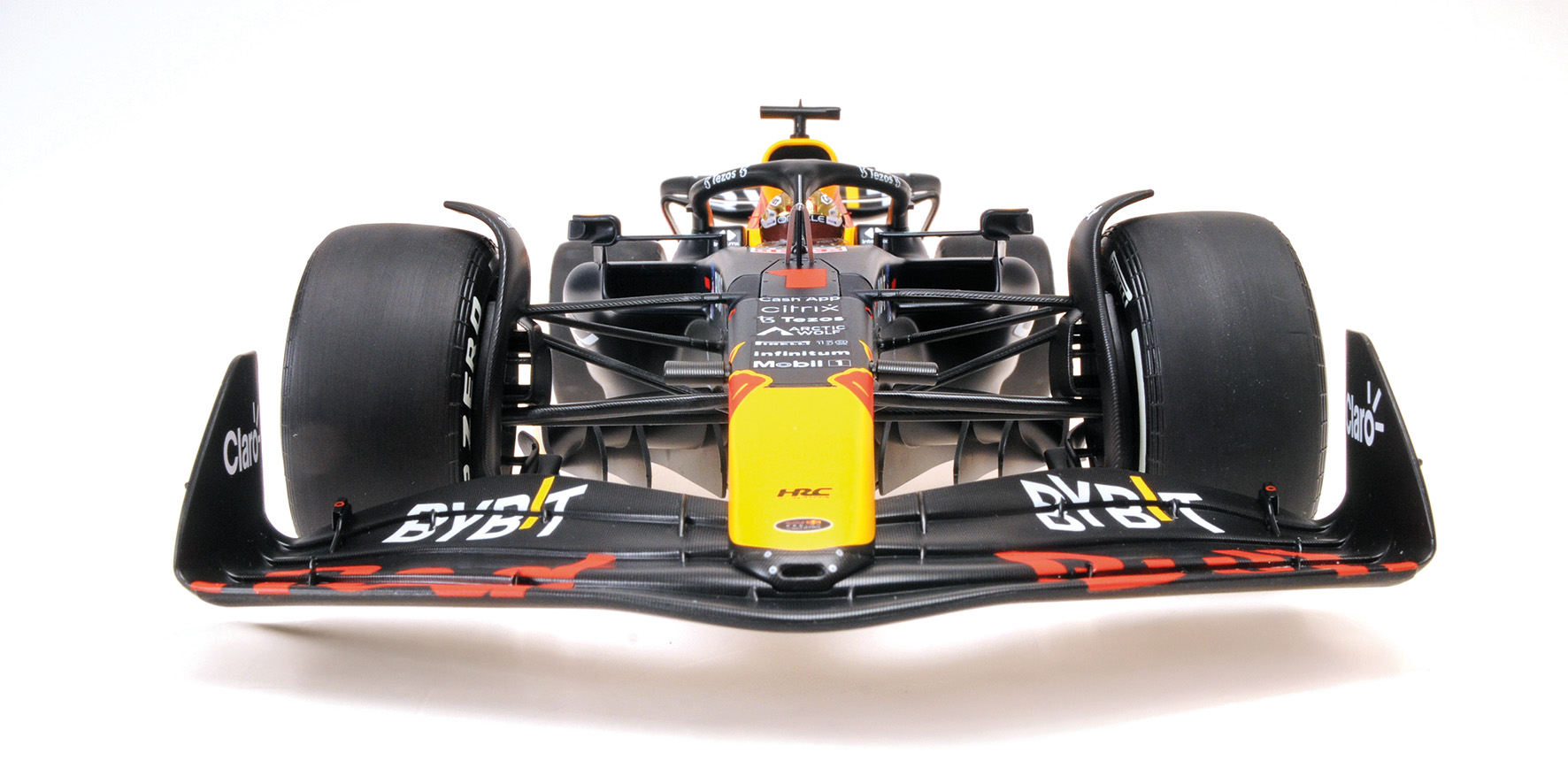 RED BULL RACING HONDA  RB18 - MAX VERSTAPPEN - WINNER ABU DHABI 2022